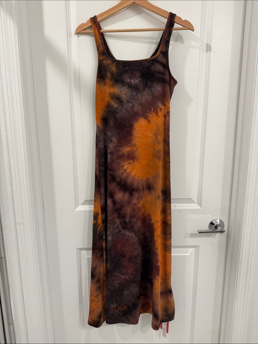 Tie-Dye Scoop Neck Maxi Dress in Burnt Orange and Brown